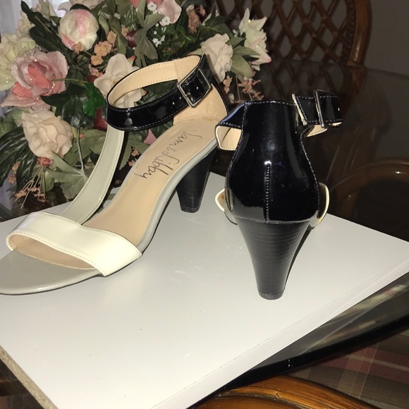 Sam & Libby Sandals - Picture 6 of 8